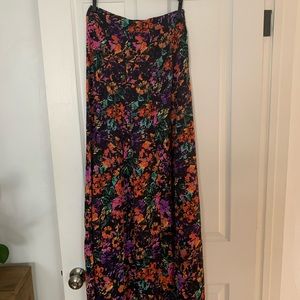 High waisted long skirt by Show me your Mumu.